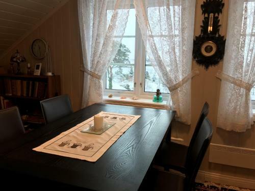 Apartamento Ferieleilighet P� Trom�y, Arendal
