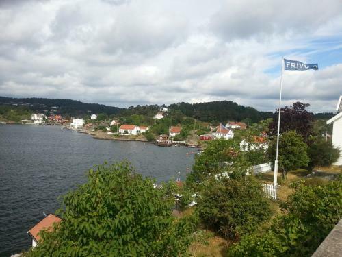 Apartamento Ferieleilighet P� Trom�y, Arendal
