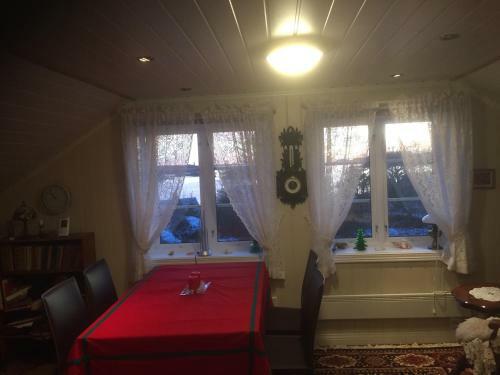 Apartamento Ferieleilighet P� Trom�y, Arendal