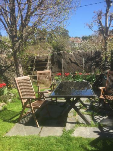 Apartamento Ferieleilighet P� Trom�y, Arendal