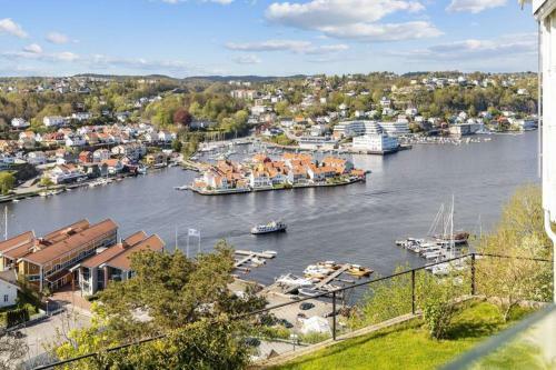 Apartamento Leilighet Med Fantastisk Utsikt - Gratis Parkering