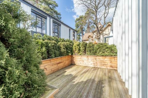 Apartamento New Comfortable 2 Bedroom Cottage W/big Terrace