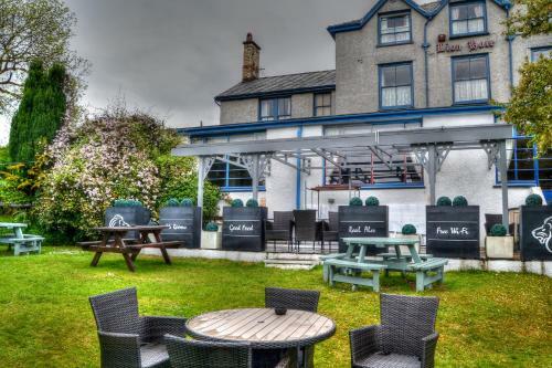 The Lion Hotel