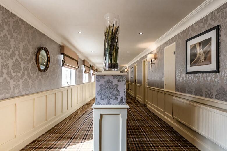 The Pheasant Hotel