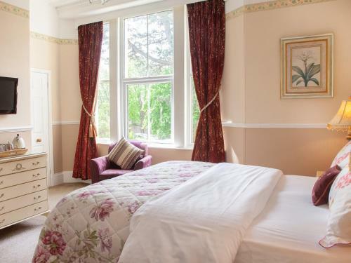 Hostal Court Prior