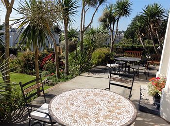Hostal Torcroft Hotel