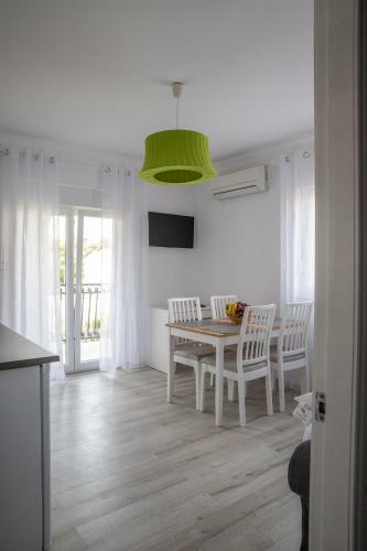 Apartmani Dina