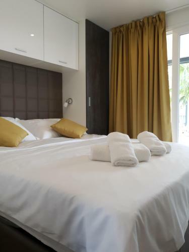 Dalmaris Camp - Prestige Mobile Homes Biograd Na Moru