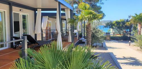 Dalmaris Camp - Prestige Mobile Homes Biograd Na Moru