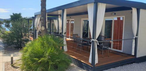 Dalmaris Camp - Prestige Mobile Homes Biograd Na Moru
