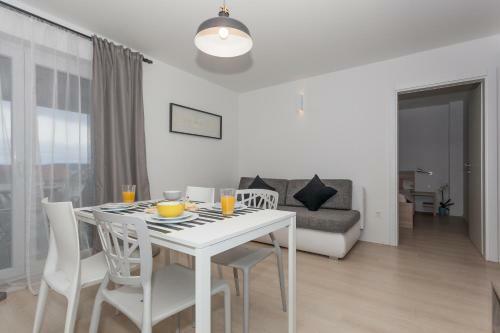 Apartmani Pocco Locco