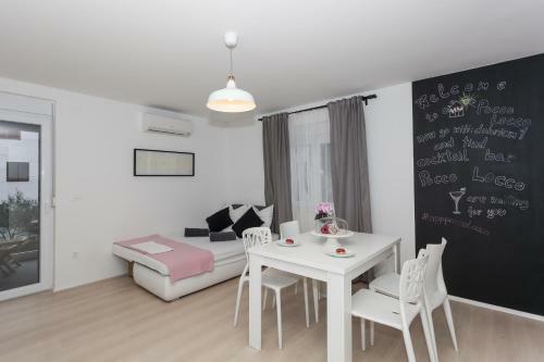 Apartmani Pocco Locco