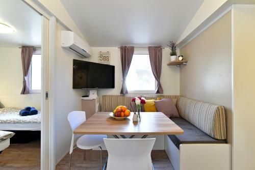 Mobile Home Posidonija