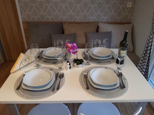 Lux Luna Mobile Home