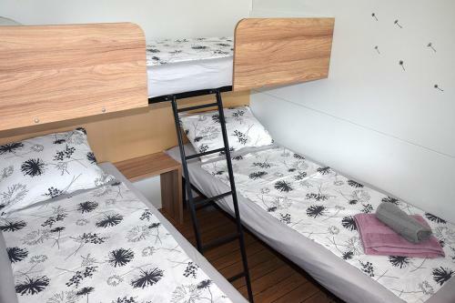 Mobile Home Diamond