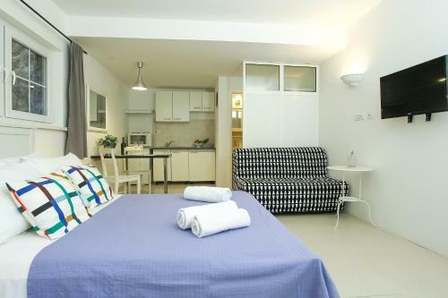 Rougemarin Apartments