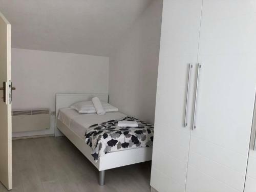 Villa Vacation House Marin With Jacuzzi - Bol, Bra?