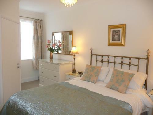 Hostal Avenue Park Guest House