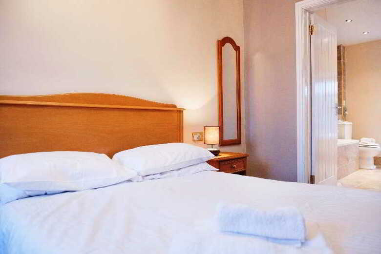 Hostal Wellington Hotel