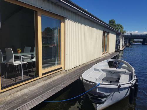 Bed & Breakfast Boathouse Amsterdam