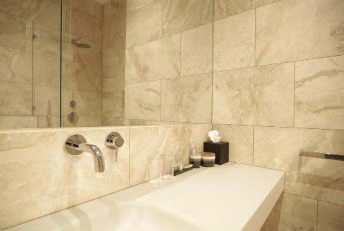 Bed & Breakfast Stuart Luxury Rooms