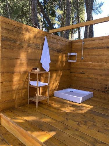 White Bubble Hotel Ulcinj Pinjes