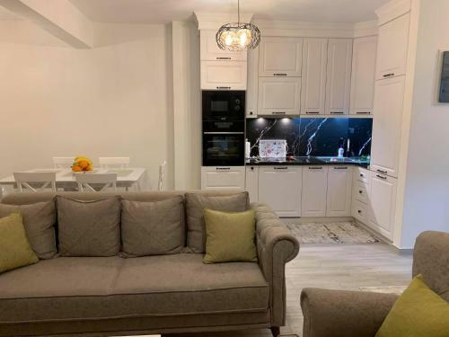 Apartment All Seasons