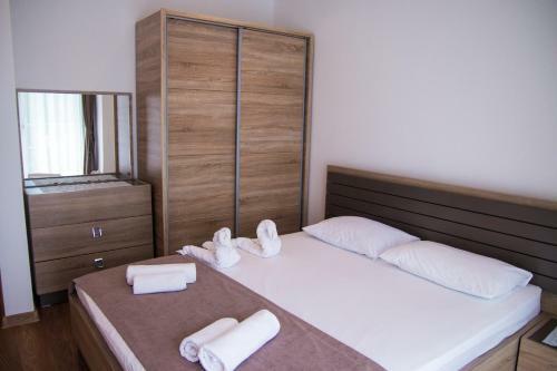 Art� Apartments