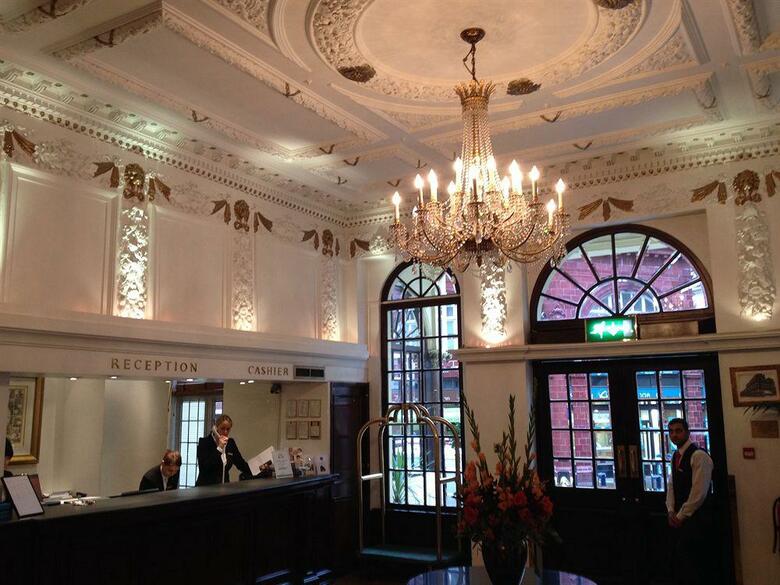 Hotel Millennium Baileys