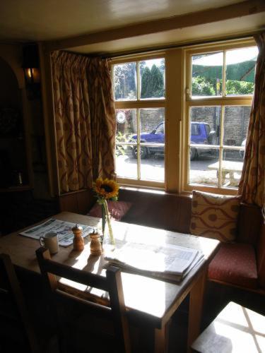 Posada Neeld Arms