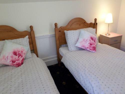 Hostal Atini Guest House