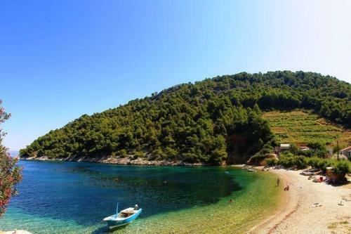 Stiniva Bay Villa