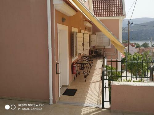 Apartments Onar