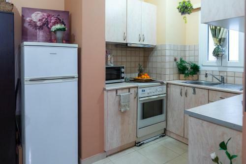 Alkithea, Cozy Apartment With Amazing Sea View