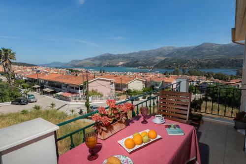 Alkithea, Cozy Apartment With Amazing Sea View