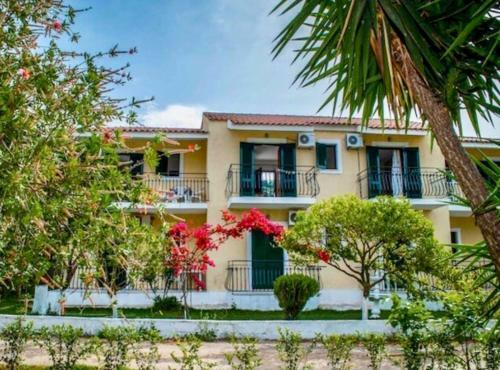 Lemon Tree Apartments A D