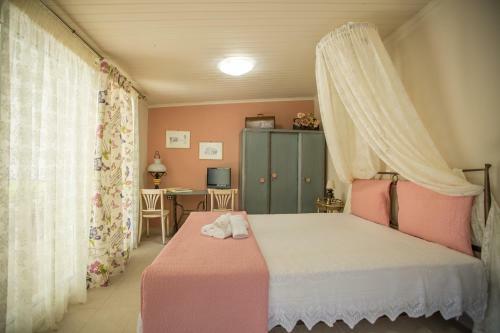 Hostal Ancient Corinth Guest House