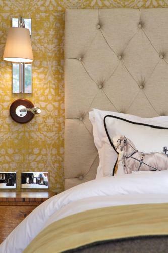 Storrs Hall Hotel