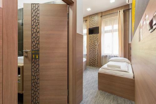 E14 Design Hostel