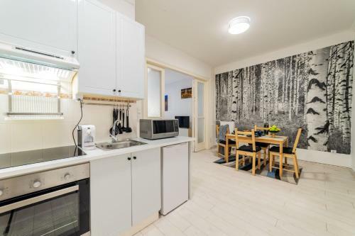 Del Mar Apartment