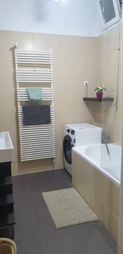 Apartamento Near J�kai T�r With 3 Rooms