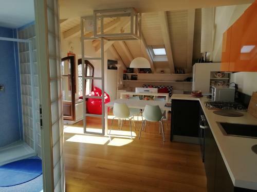 Apartamento Mansarda Del Sole, Nel Cuore Di Aosta