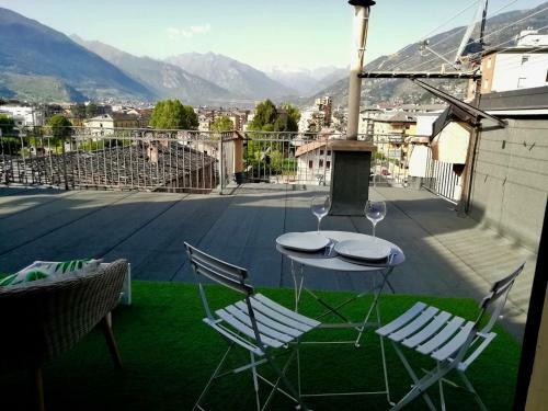 Apartamento Mansarda Del Sole, Nel Cuore Di Aosta