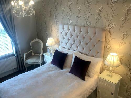 Hostal Burlington House
