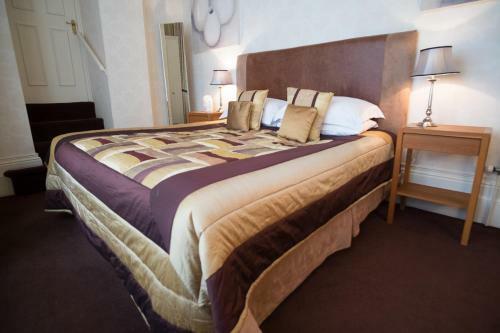 Hostal Lypiatt House