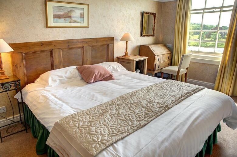 Ednam House Hotel