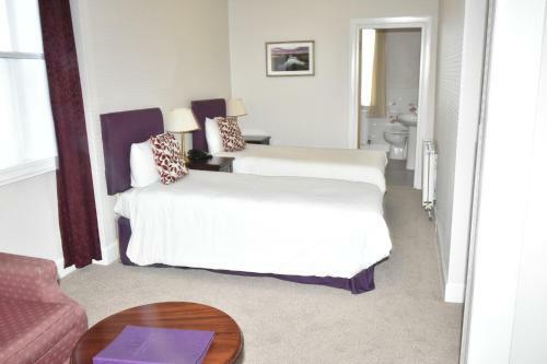 Cross Keys Hotel, Kelso