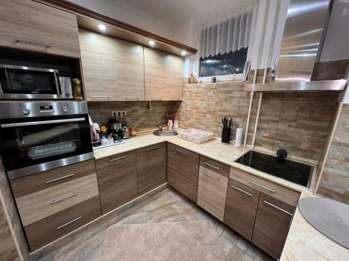 Anna Gy�ngye Apartman Debrecen