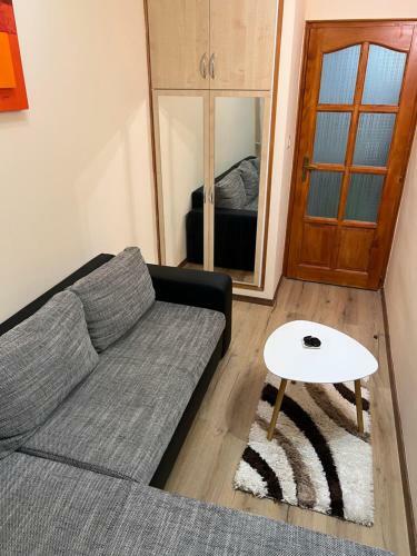 Anna Gy�ngye Apartman Debrecen