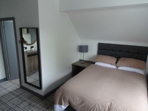 The County Hotel